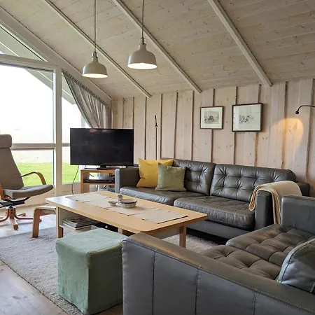 Holiday home Op Lundingland *